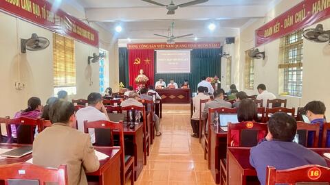 UBND XÃ KHOEN ON TỔ CHỨC PHIÊN HỌP THƯỜNG KỲ THÁNG 11 NĂM 2025