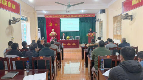 UBND XÃ KHOEN ON PHỐI HỢP BẢO HIỂM XÃ HỘI THAN UYÊN TỔ CHỨC HỘI NGHỊ PHỔ BIẾN CHÍNH SÁCH BHXH, BHYT, BHTN NĂM 2025