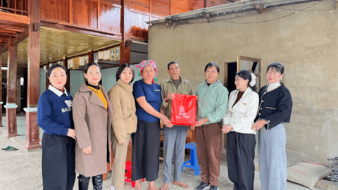 Trường Mầm non Ta Gia phát huy truyền thống “Uống nước nhớ nguồn”