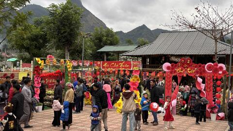 Trường mầm non Khoen On tổ chức Lễ Hội chào Xuân Bính Ngọ 2026