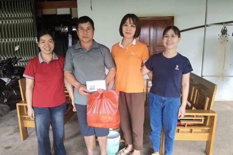 <a href="/chuyen-de/nguoi-tot-viec-tot" title="Người tốt việc tốt" rel="dofollow">Người tốt việc tốt</a>